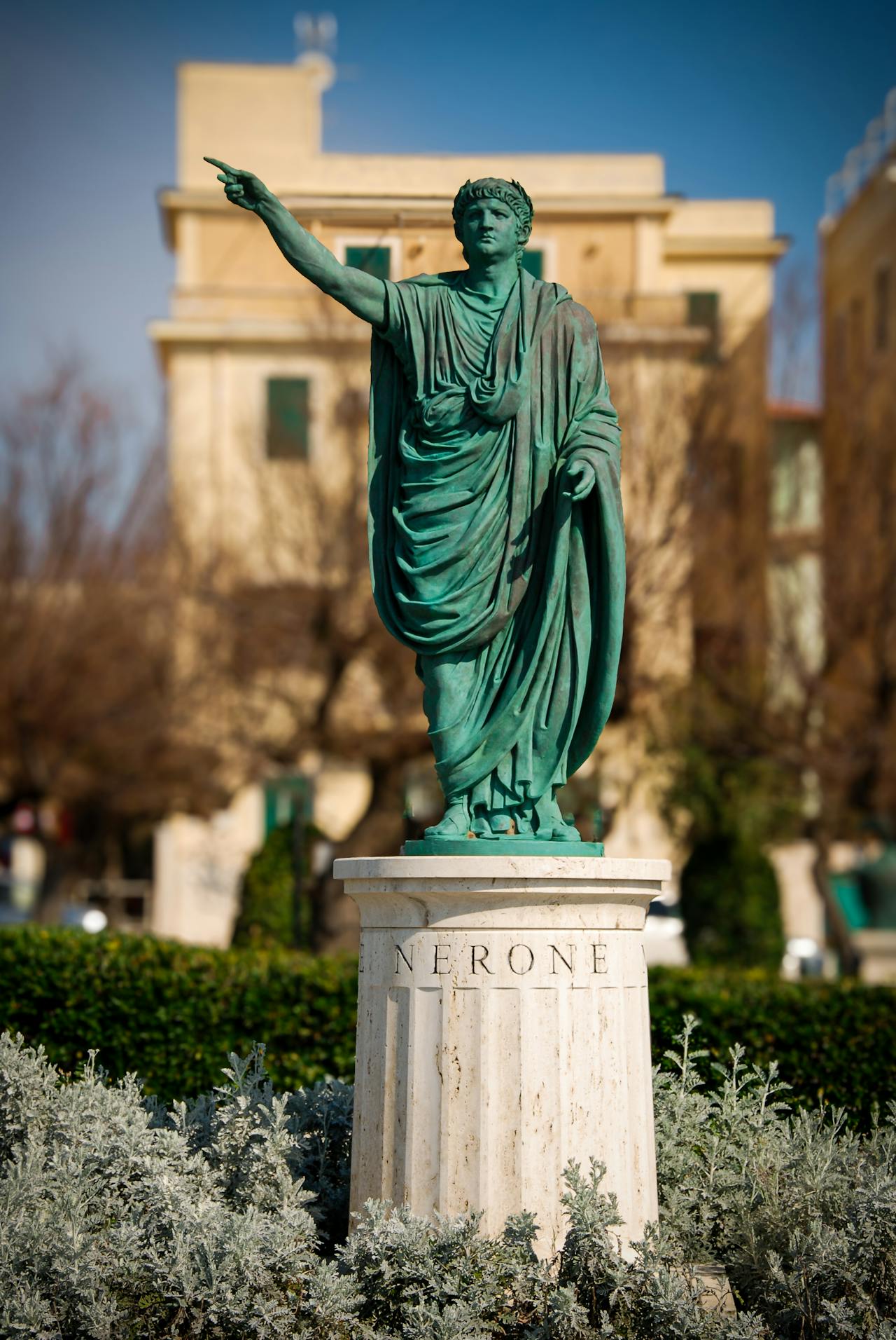 Anzio statua di Nerone pexels-landsmann-803094805-19282915