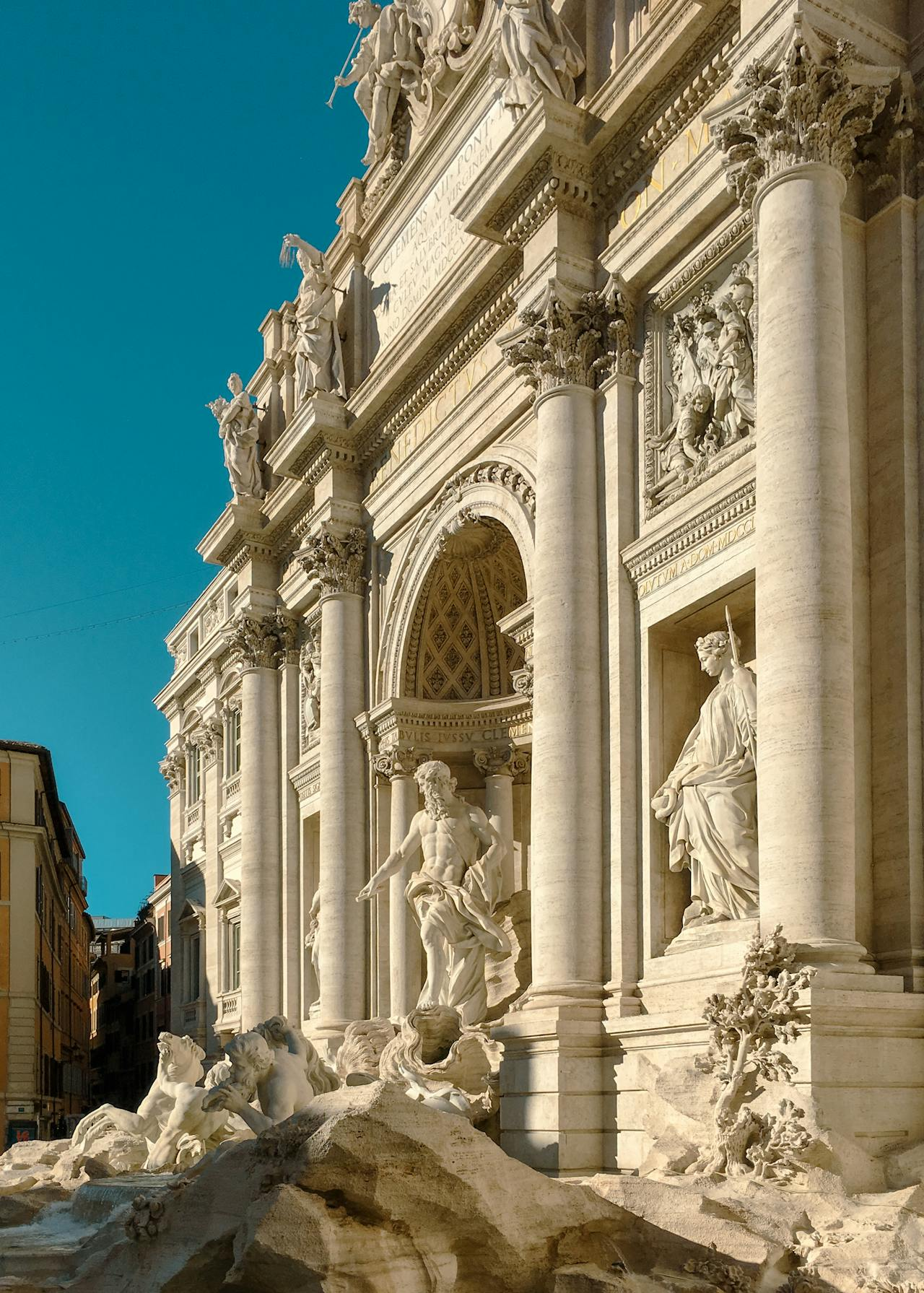 Rome Highlights and hidden gems Trevi Fountain pexels-vlado-paunovic-1567547-14356732