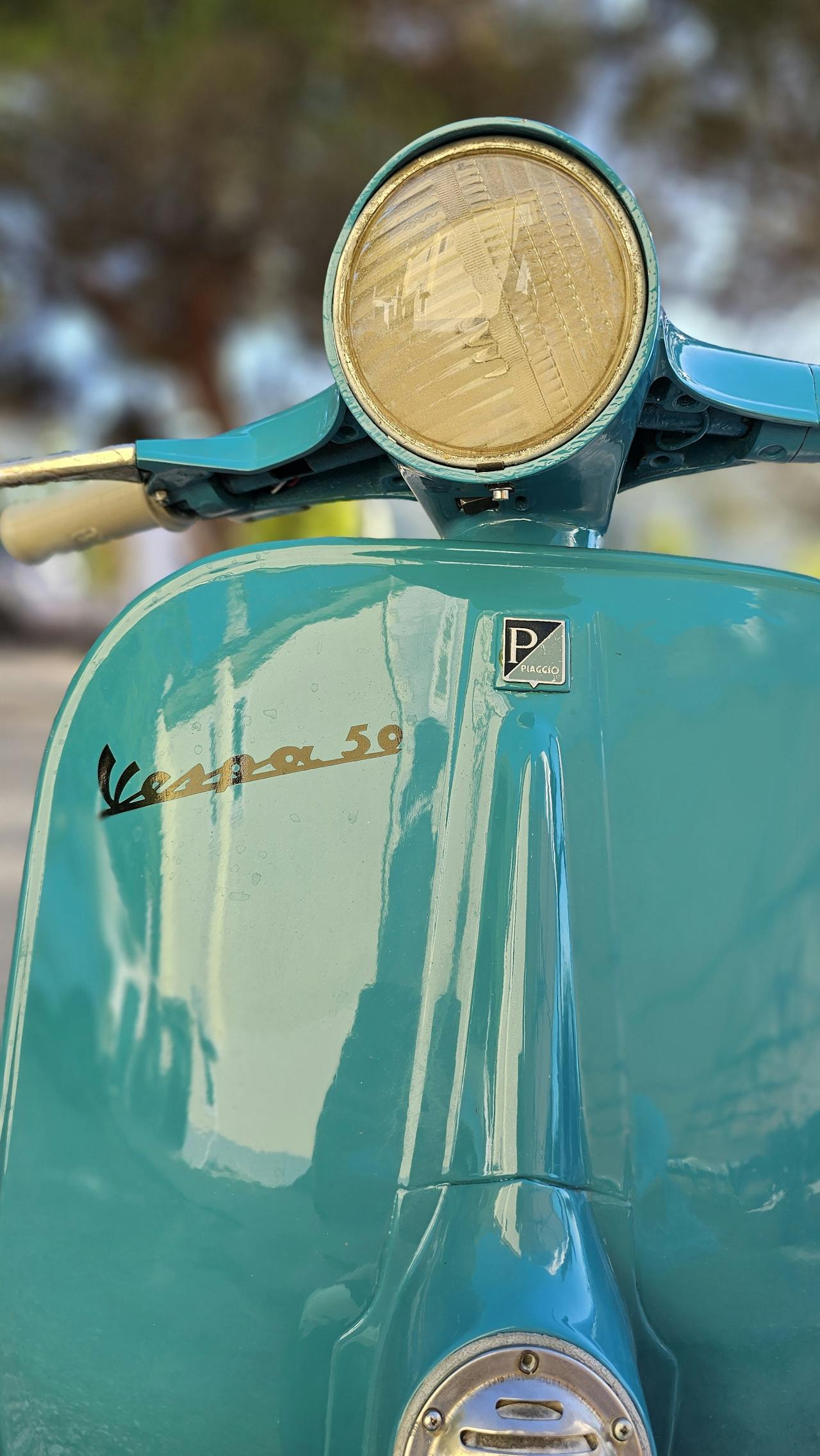 Vespa fun Tour pexels-massimo-greco-1225712092-26769716