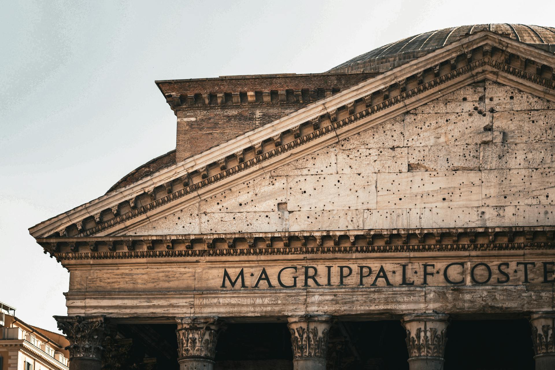 pantheon detail pexels-omergulen-19260328