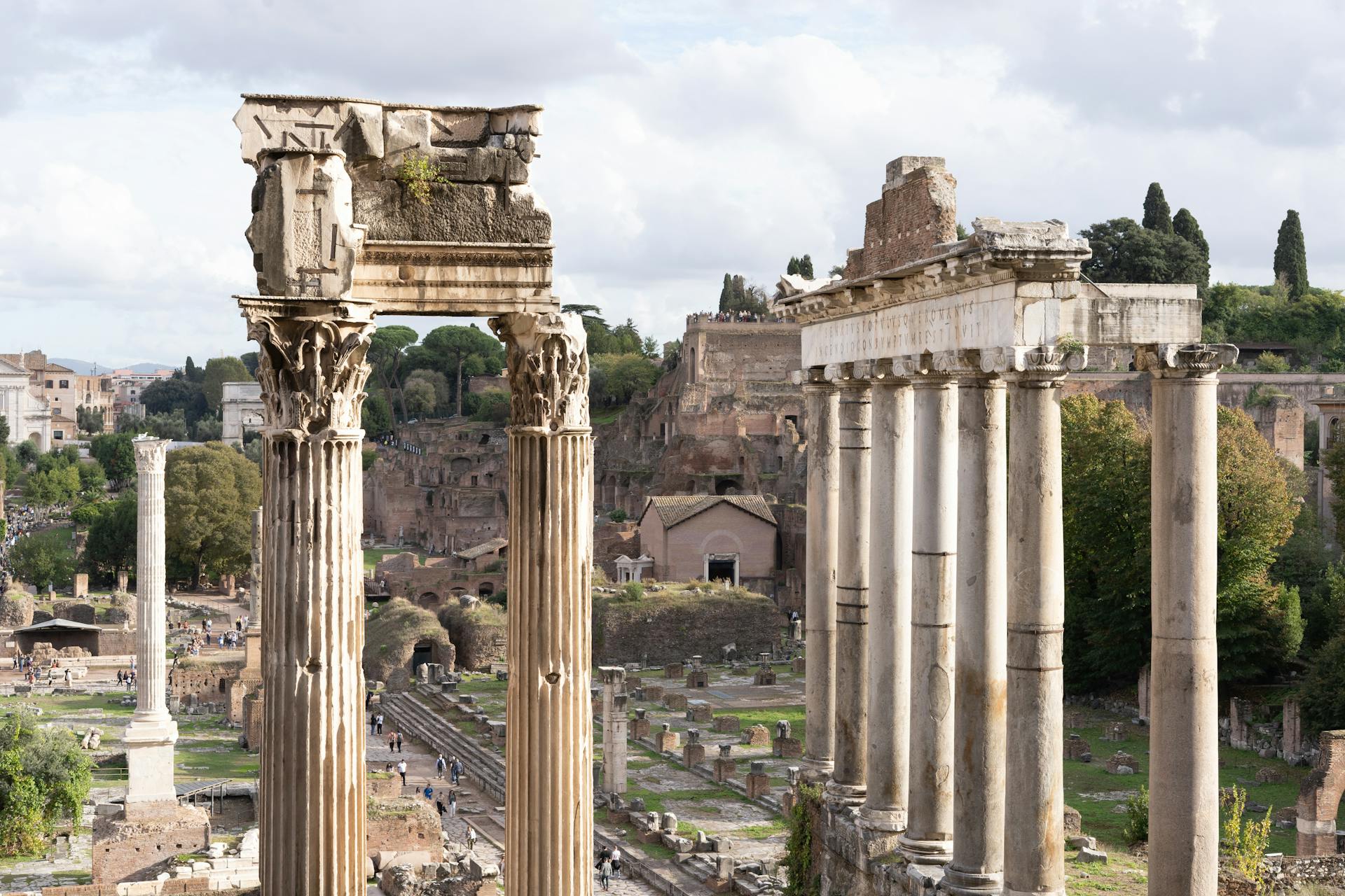 roman forum h pexels-badun-19809324