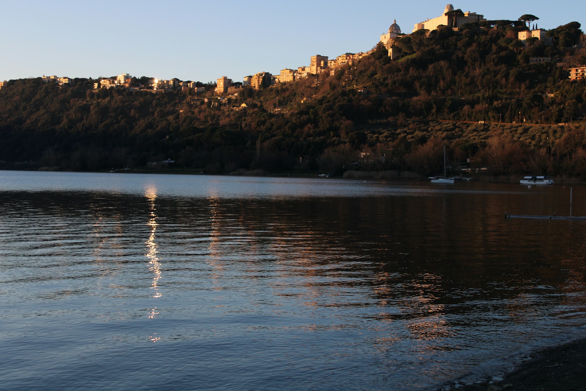 castel gandolfo giovanni-cordioli-yozmR9WsJQc-unsplash